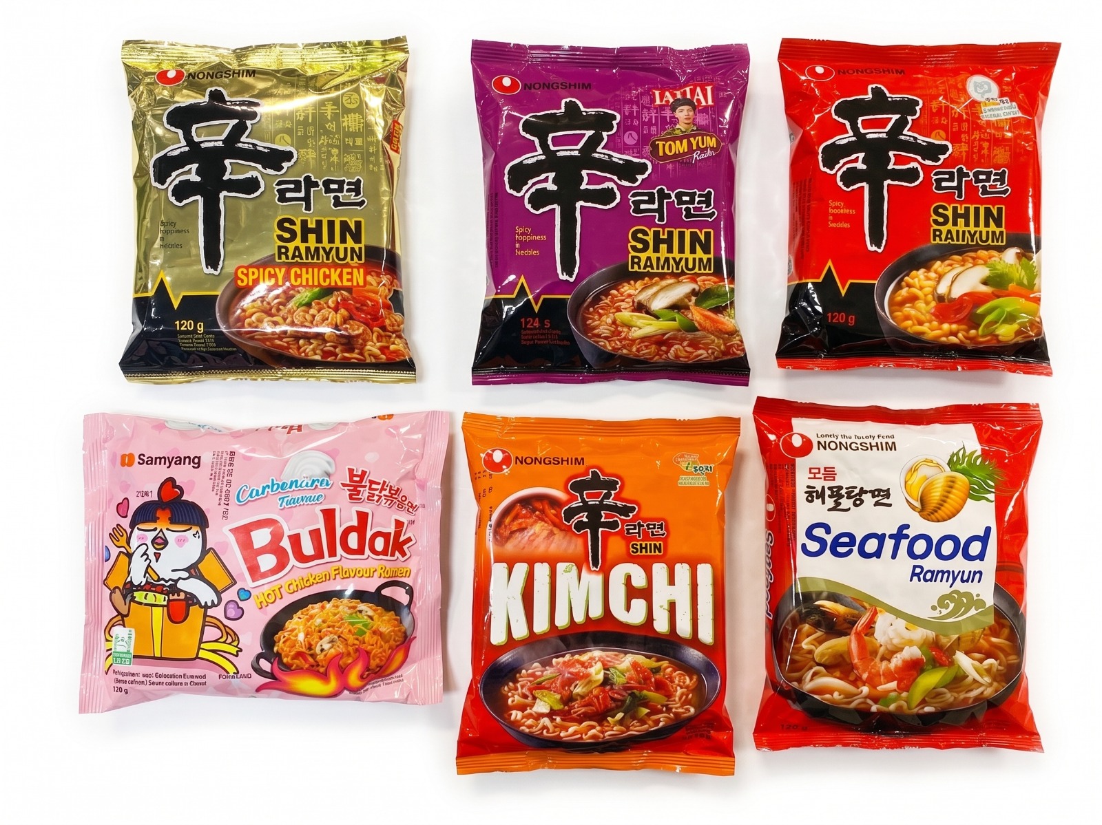Kuusi korealaista pikanuudelia: Nongshim Shin Ramyun Spicy Chicken, Shin Ramyun Tom Yum, Shin Ramyun, Samyang Buldak Carbonara, Shin Kimchi ja Seafood Ramyun